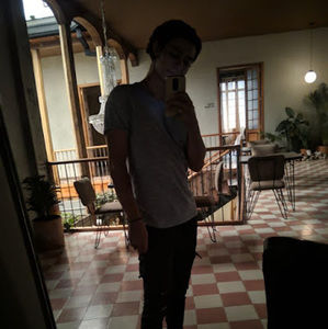 Meet your Posher, Thomas